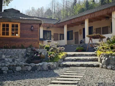 Rumu Xiaoyuan Homestay