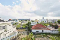 Wind Henza 3F Hotels in Uruma