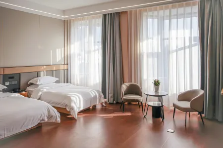 Yiyue Hotel (Linhai Ziyang Street Branch) Отели в г. Linhai