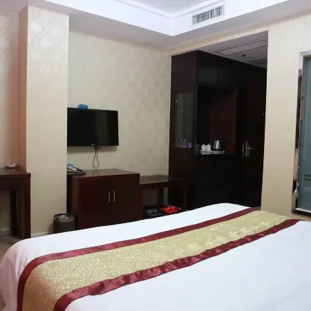 Oriental Holiday Hotel
