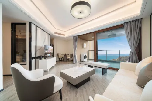 Lingwan No. 1 Light Luxury Homestay (Lingshui Clear Water Bay Beach)