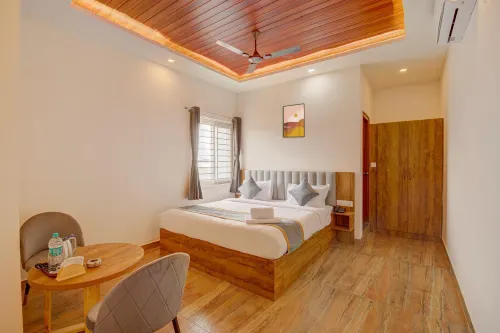 Hotel Tree Suites Next Airport Inn - 2-Star