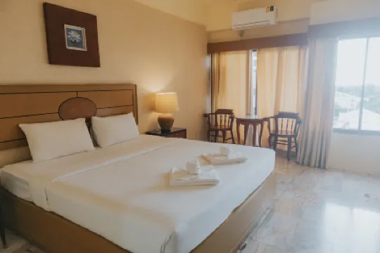 Nonthaburi Palace Hotel