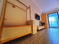 Ou Wei·Xinghai Secret Realm B&B (Yangxi Shapawan Rongsheng Yuhaiwan Store)