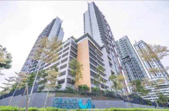 Grand Medini Suites by RR JBcity Hotel berhampiran LEGOLAND® Malaysia