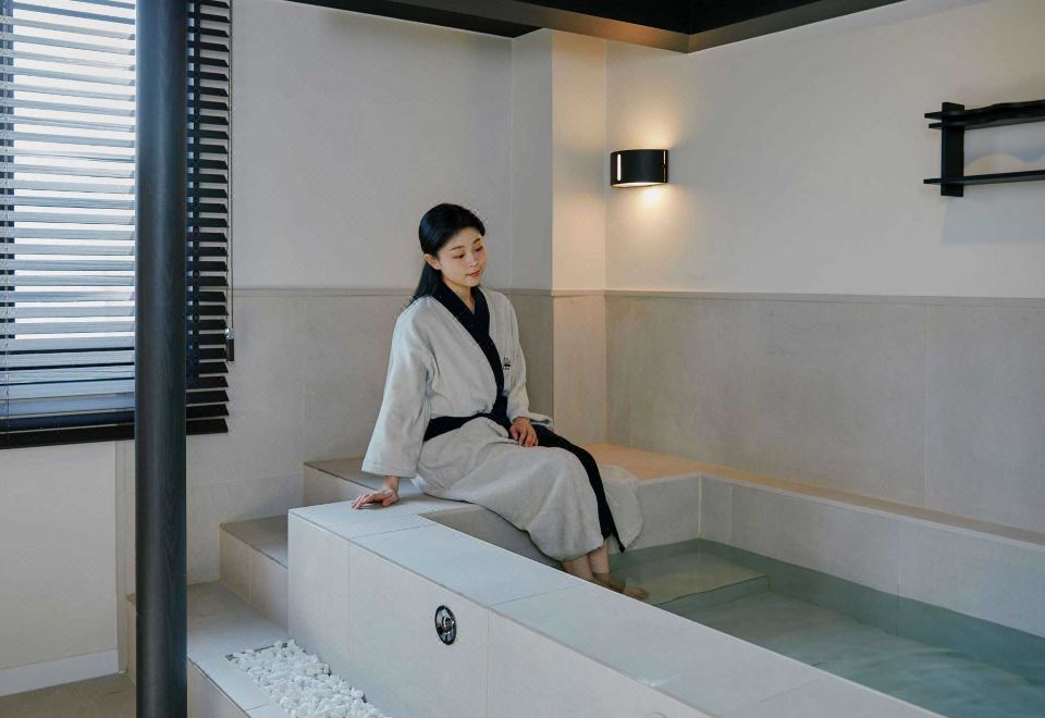 3. 아늑호텔 앤 스..