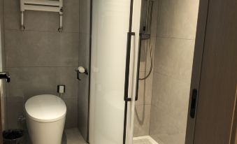 Linxia Hotel - Housity