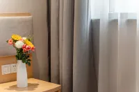 Home Inn (Chengdu Hongxingqiao Metro Station) - Cho phép mang theo thú cưng