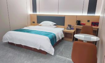 Shixing Jiayi Business Hotel