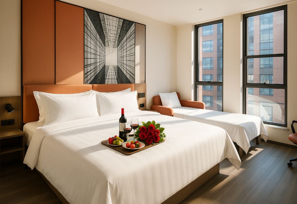 5. 던 플래닛 호텔..