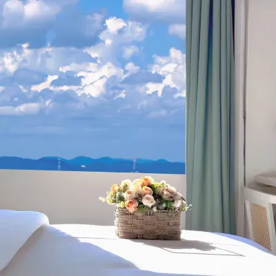 Bandao Resort Hotel (Longwangtou Beach Branch) Hotels near 36-feet Lake