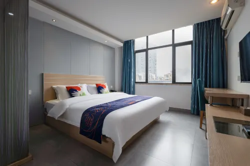 Junyi Hotel