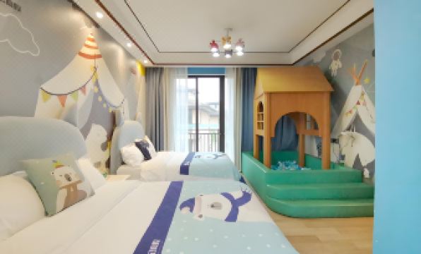 Yujian Holiday Villa (Midea Egret Lake Branch, Foshan)