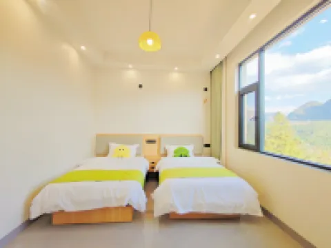 Jixin Inn (Nizhuhe Grand Canyon Branch)