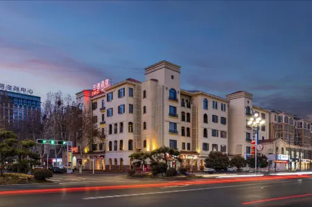 sandi Inn (Baoji Administration Center) Отели рядом с достопримечательностью «Hi-tech Square»