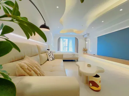 Huayang Nianhua Daily Rental Apartment (Mudanjiang Wanda Plaza) Отели рядом с Аэропорт Муданьцзян