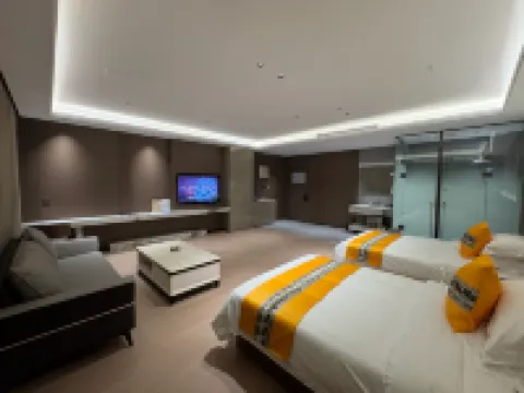 Pleasure Hotel Hotels in Dangshan