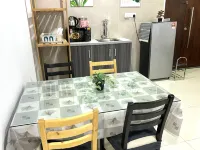 Setia Tri-Suite(3) by Homey Planet Hôtels à : Bayan Lepas