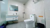 Hongtai Business Hotel Jiujiang (Yanshuiting Jiulong Plaza Branch)