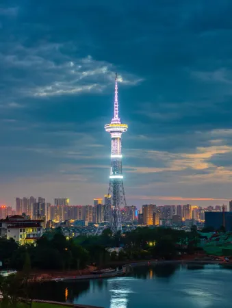 Julong Esports Hotel (Deyang Confucian Temple Square Branch) Отели рядом с достопримечательностью «Sichuan Jianzhu Zhiye Jishu College»