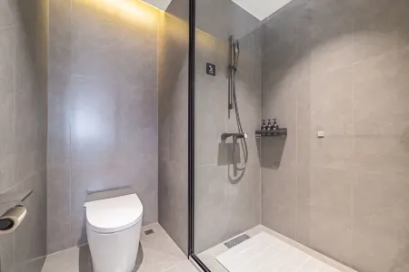 Yilong Anyun Hotel (Xianlin University City Dongliu Subway Station Branch) Отели рядом со станцией Xianlin Railway Station