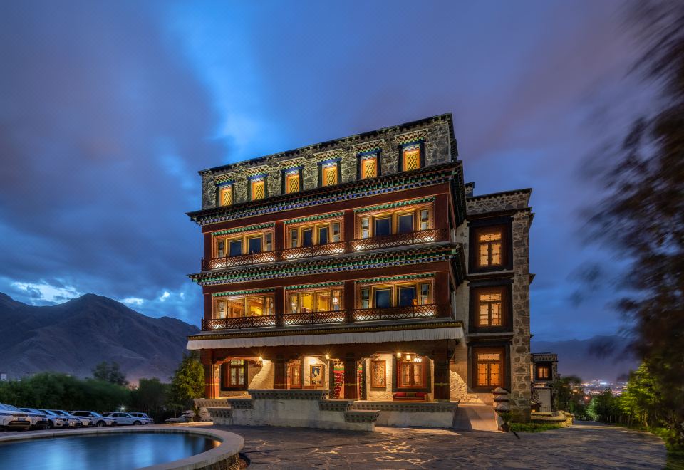 hotel overview picture