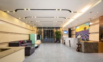 Lavande Hotels (Xianning Tonghui Square)