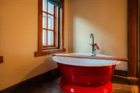 Jiuru Mountain Nuoman Castle Lifestyle Boutique Homestay - バルコニー