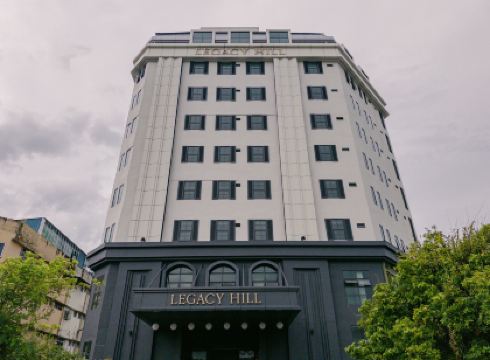 Legacy Hill Hotel