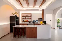 Hongcun May Huifu Designer Smart Homestay