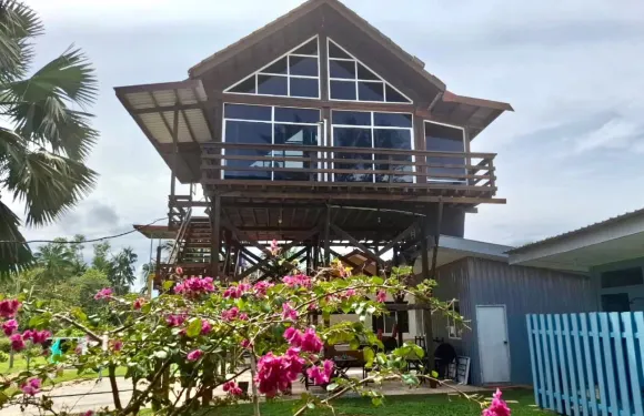 巴巴爾海濱景觀