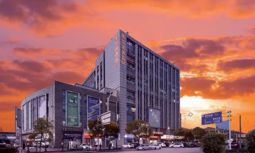 Huaerrun Intelligent Hotel (Changzhou Xinbei Benniu Airport)