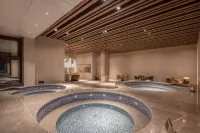 Wanda Moments Hot Spring Hotel (Tourism Service Center of West Changbai Mountain) - Hot Springs