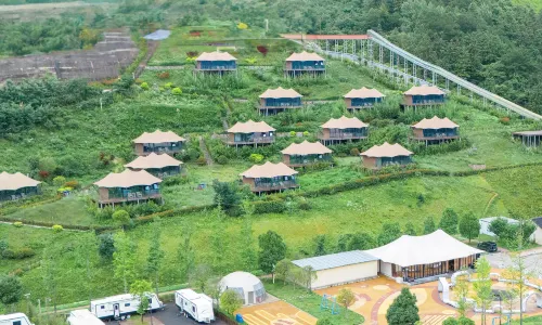 Shan Yin Xi Jiang Rustic Luxury Resort Hotel