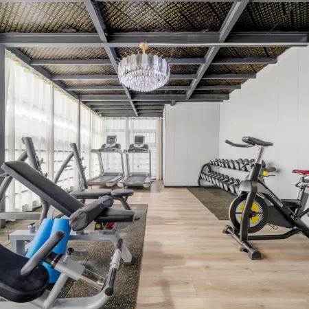 Jiudinghong Business Hotel