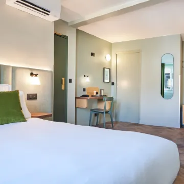 Hotel 10 Opéra by HappyCulture Hotel dekat Lapangan Place Vendome