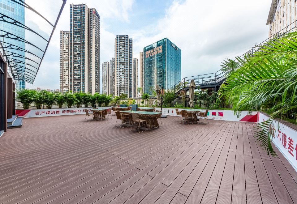 Ramada Plaza 조식 뷔페