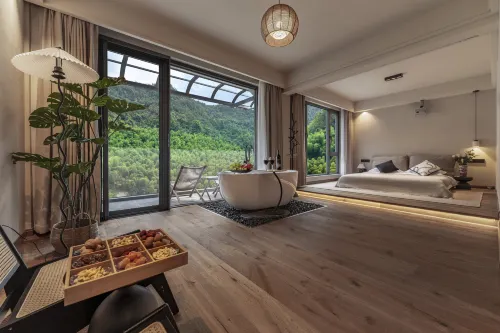 Meet Mountain Wild Homestay Hotels in Pan'an