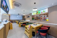 Galaxy Azure Hotels 타스쿠얼간 호텔
