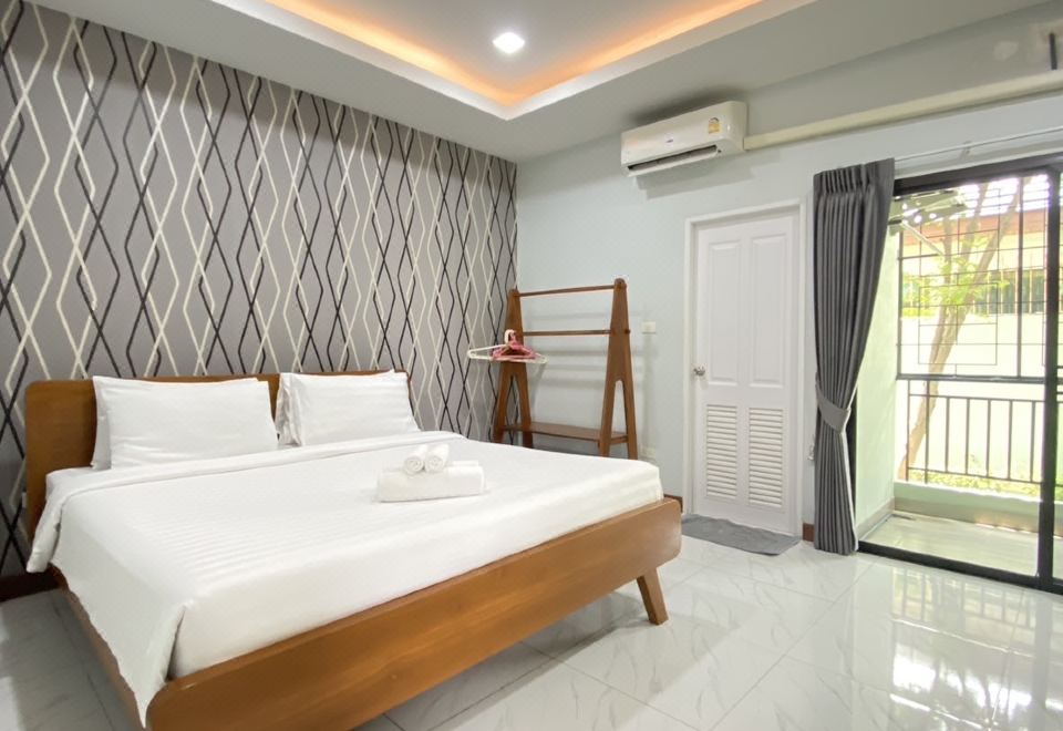 Money Grand Home Images