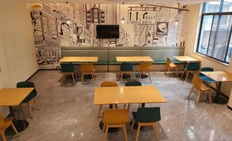 City Comfort Inn Hotel (Baise High-Speed Railway Station Exit)