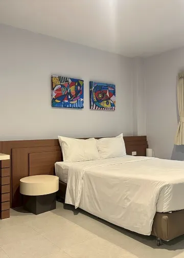 ห้องซูพีเรียร์ เตียงใหญ่ 1 เตียง