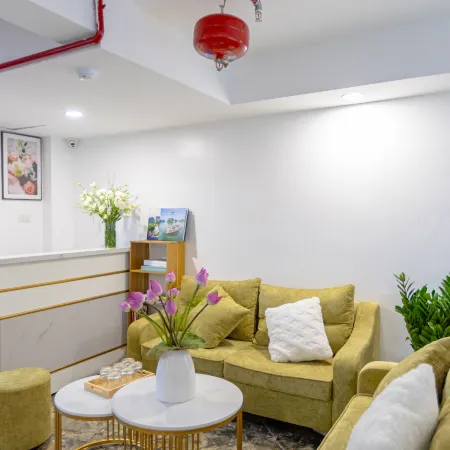 LUMI Hotel & Apartment Отели рядом с достопримечательностью «Парк Thu Le»