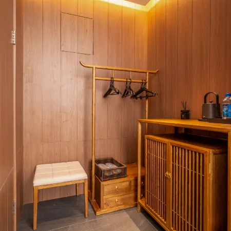 Yunqi Academy B&B (Wutong Mountain Store) Отели рядом с достопримечательностью «Вутонг Маунтен»