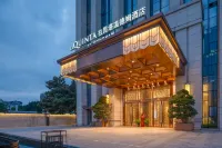 La Quinta by Wyndham Chengdu Jinniu Hotel berhampiran Huanghua Commercial Street