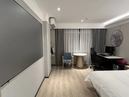 Manzhou E-sports Homestay