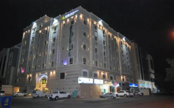拉西斯服務式公寓 地球環島附近的飯店