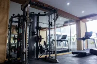Novel Hotel Manila - Gym