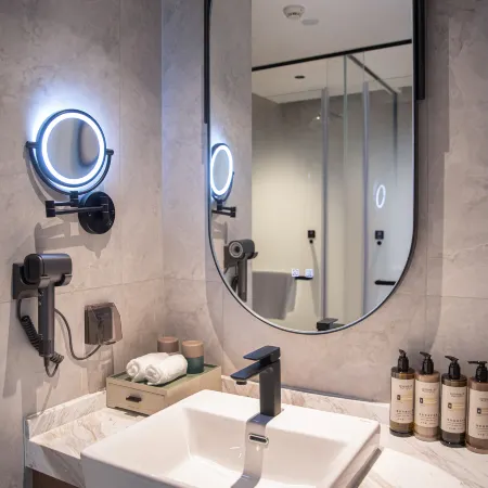 HENTIQUE HOTEL TAICANG