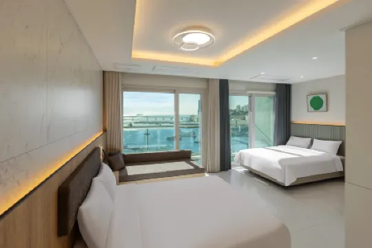 NEWCZ NAMPO HOTEL Отели рядом с достопримечательностью «Намподон»